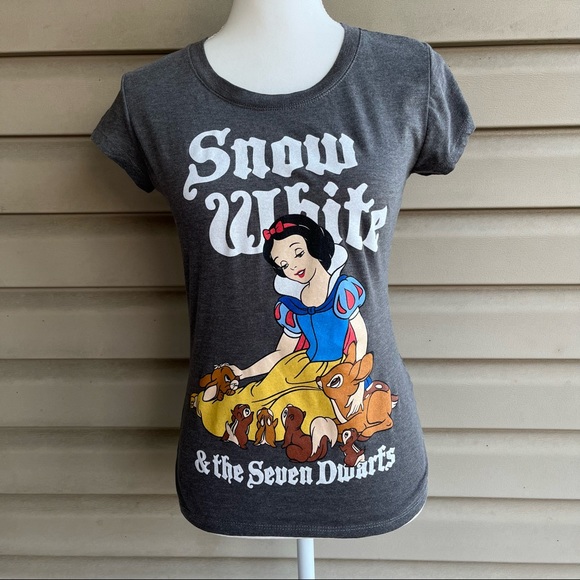 Disney Tops - •Disney• Snow White and the Seven Dwarfs Short Sleeve Tee - Size Small